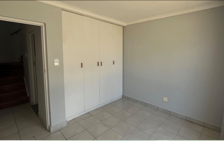 2 Bedroom Property for Sale in Hartenbos Central Western Cape